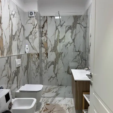Valentinas Apartament Korcza